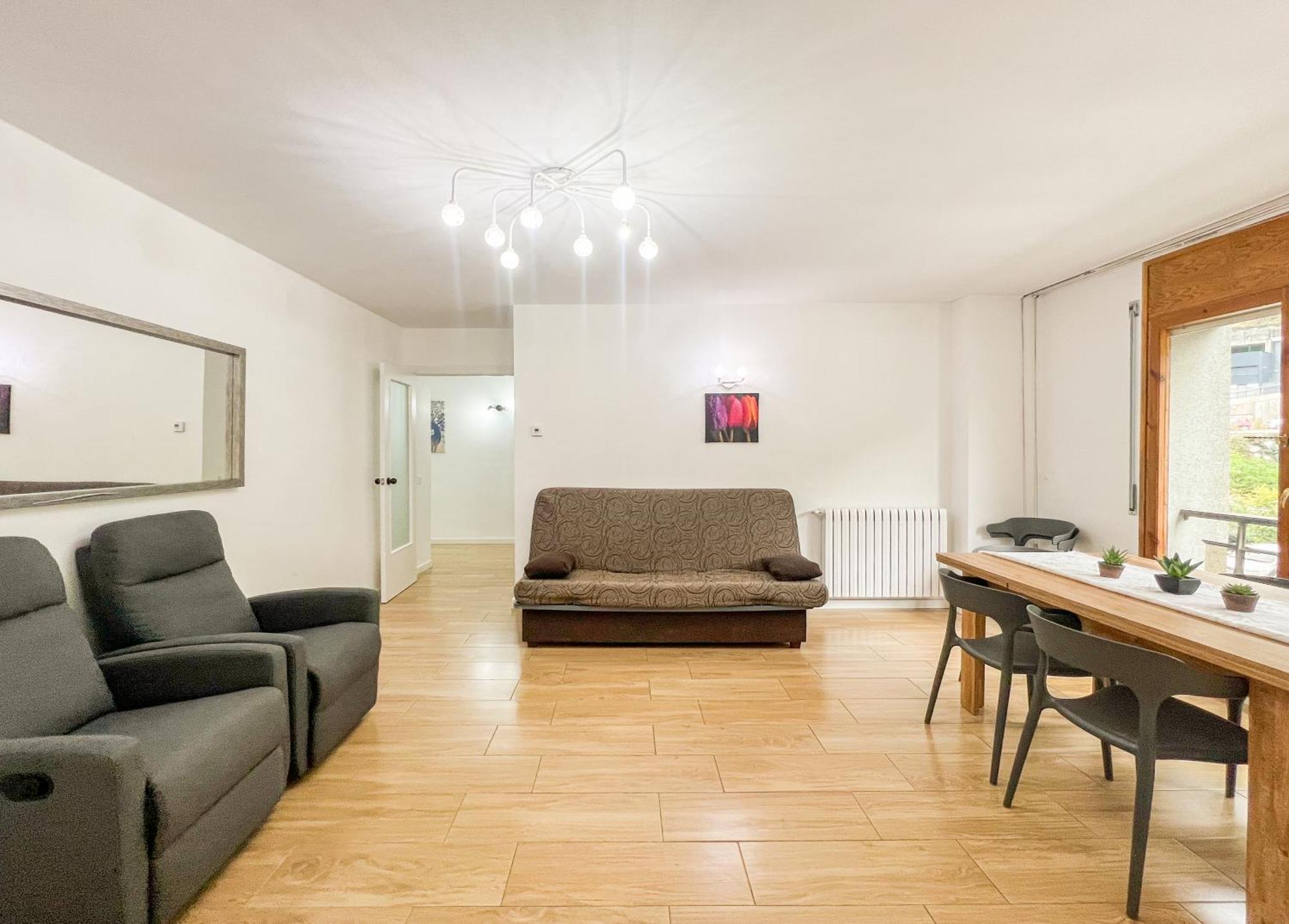 Apartment Reformado Park En El Centro De Andorra