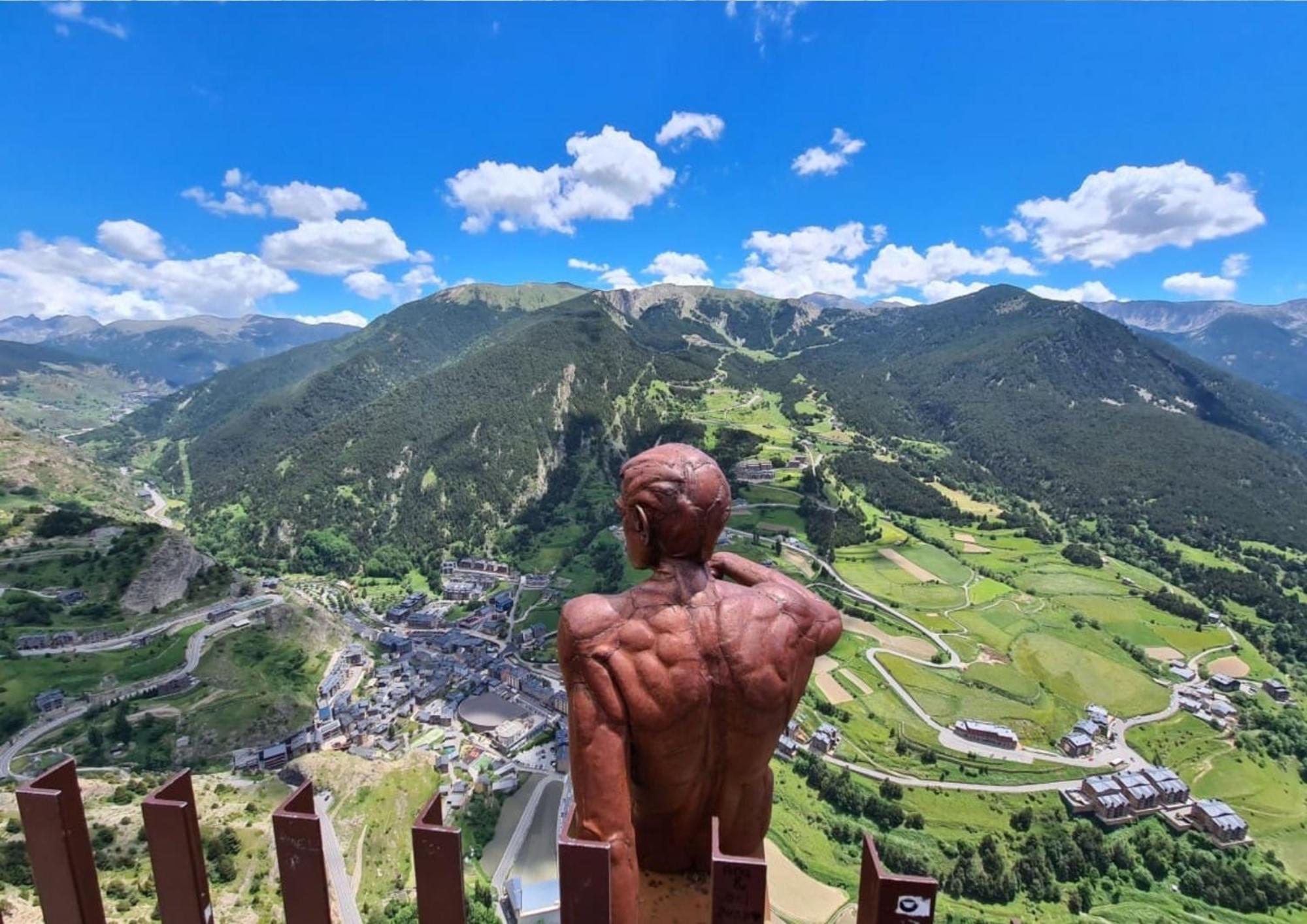 Reformado Park En El Centro De Andorra